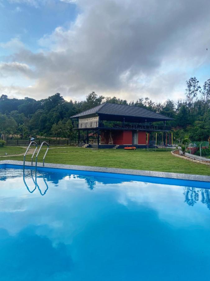 Redberry'S Luxury Stay Coorg Somvarpet Exterior photo