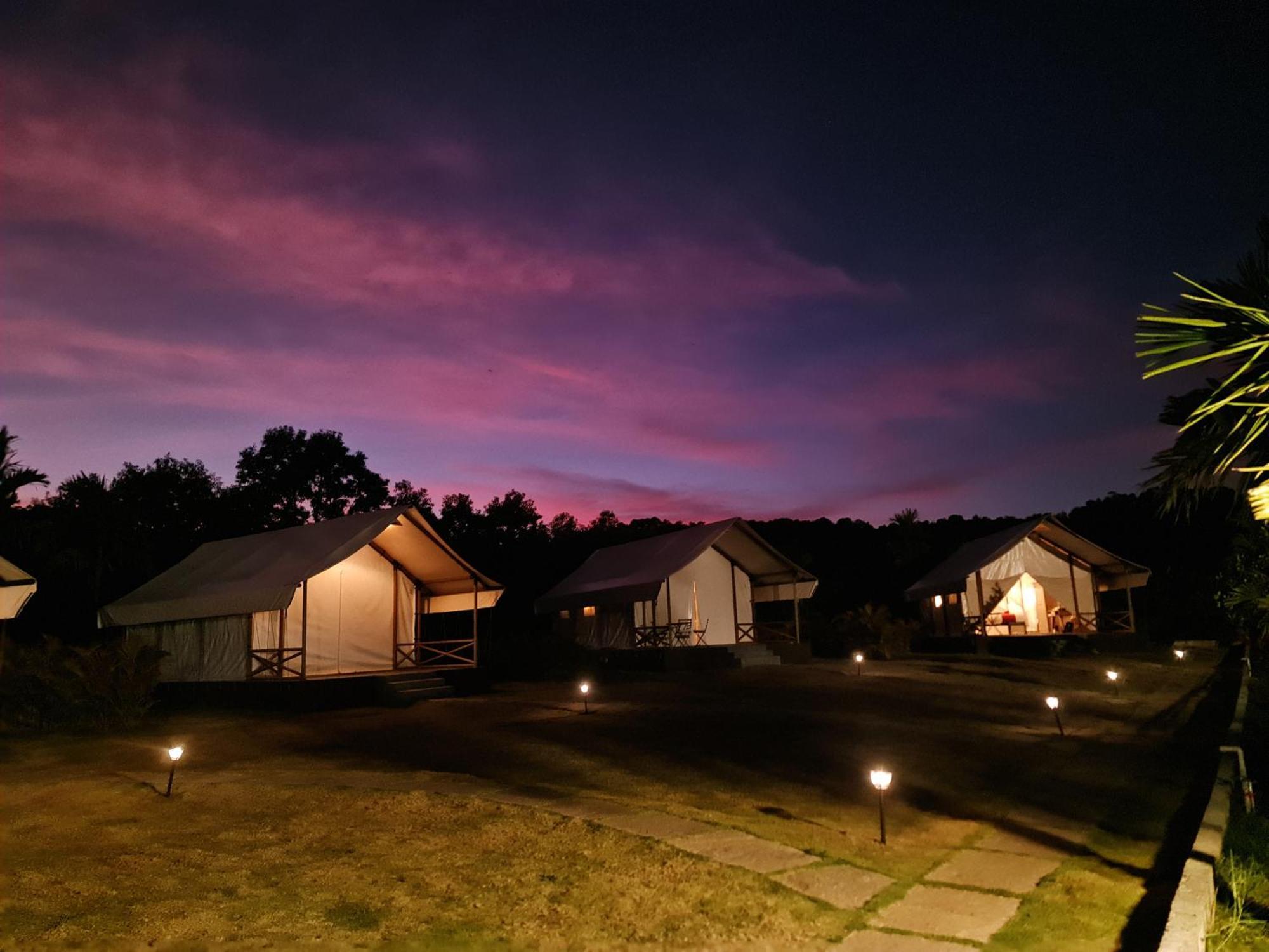 Redberry'S Luxury Stay Coorg Somvarpet Exterior photo