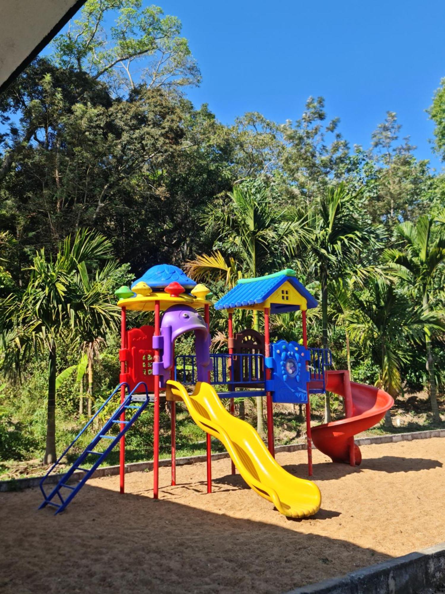 Redberry'S Luxury Stay Coorg Somvarpet Exterior photo